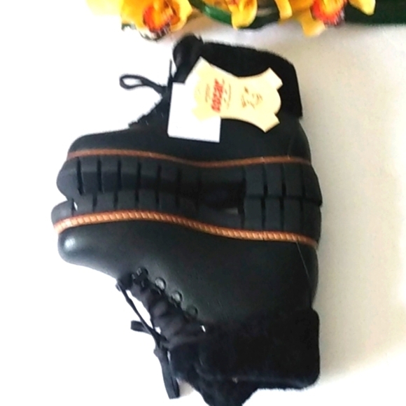 OSCAR SPORT HAND MADE ITALIAN LEATHER FUR LINED ANKLE BOOTS SIZE 6.5 NWT - Picture 3 of 14